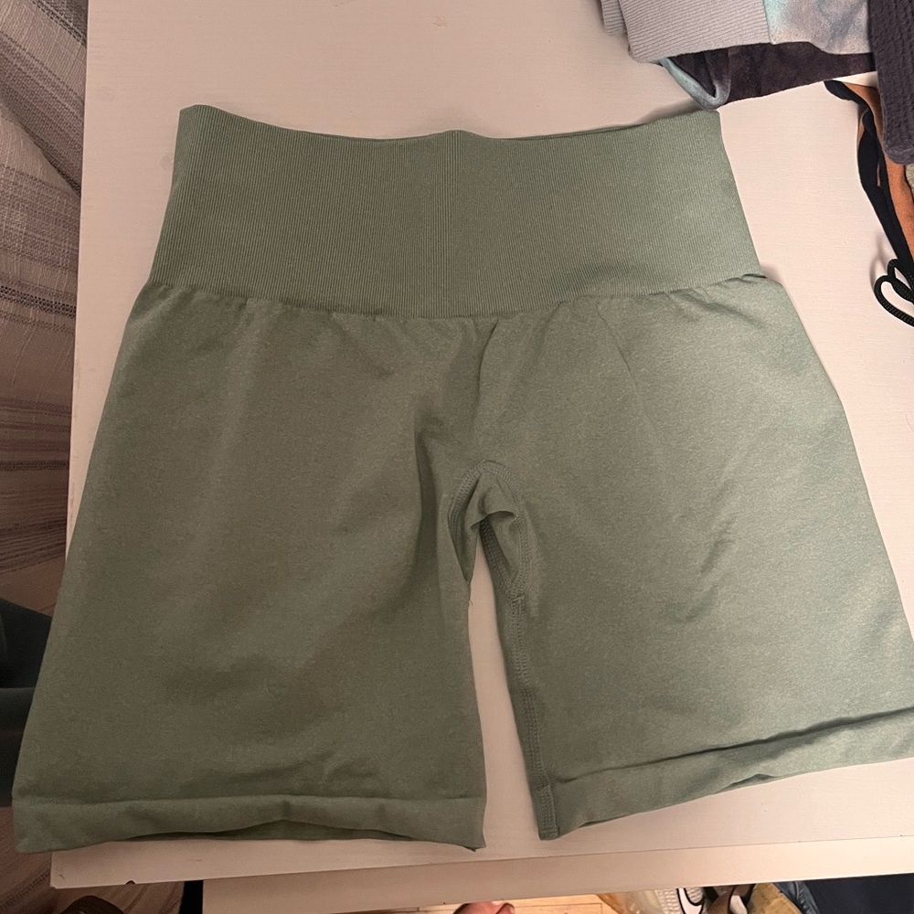 NVGTN bike shorts